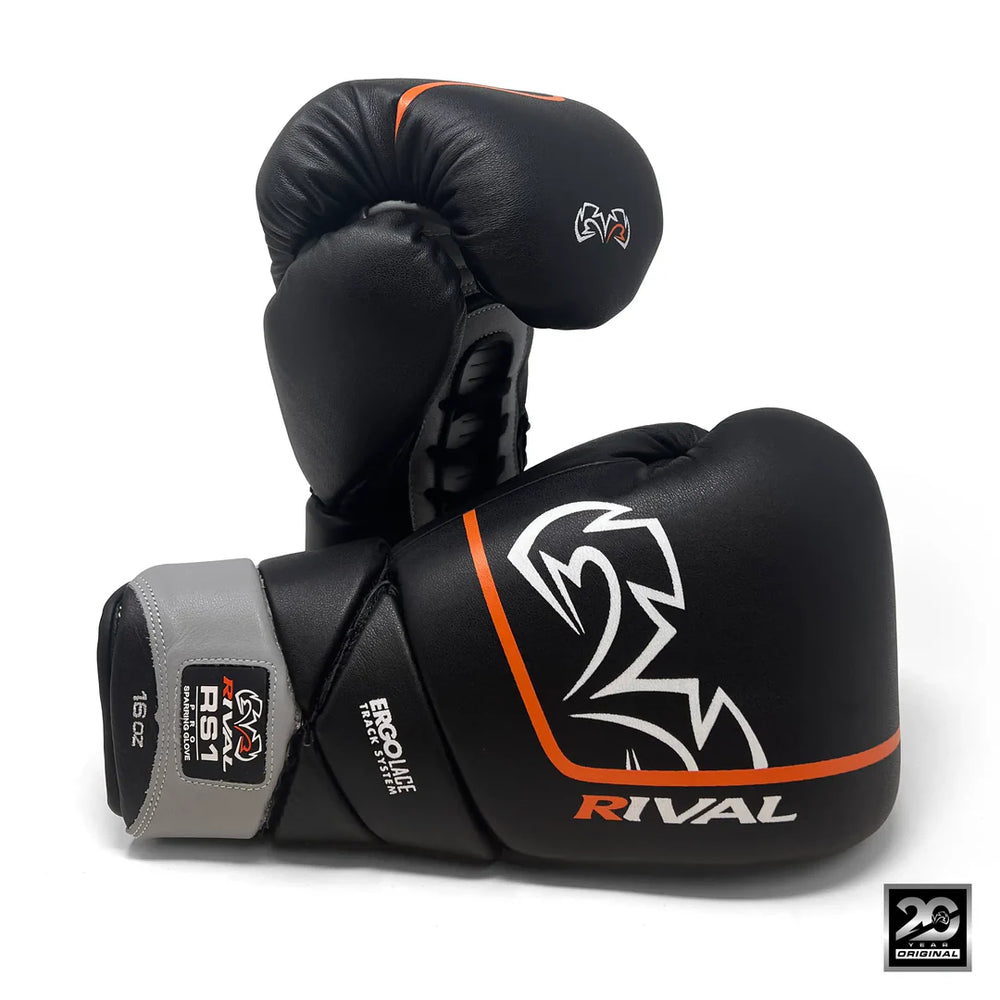 RS1 CUERO Pro Sparring Gloves